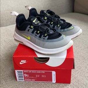 Toddler Boys 9c Nike Air Max Axis Sneakers